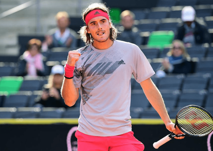 戴维斯杯逆转法网，西西帕斯扛起全队