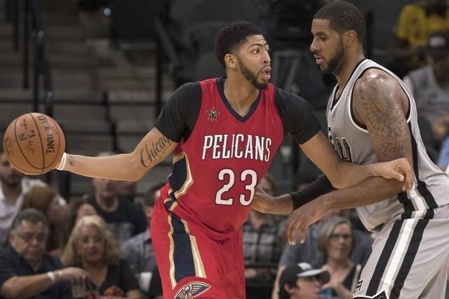 深圳队鏖战马刺，浓眉哥带队取胜